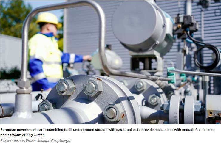 Oil dips as slowdown worries limit price gains