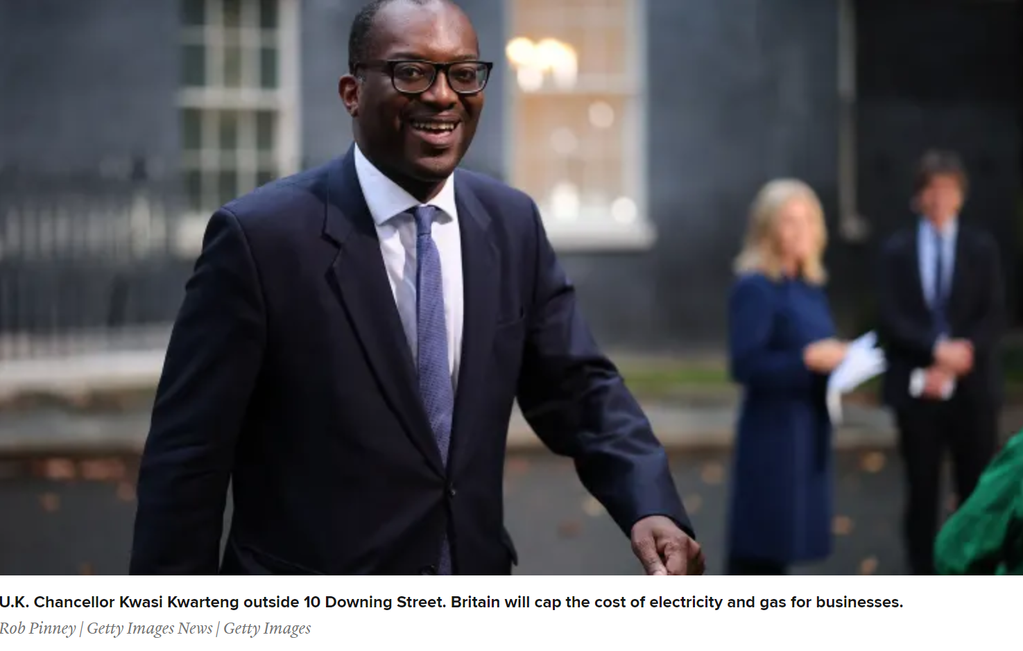 UK government dishes out extensive tax cuts as country braces for recession