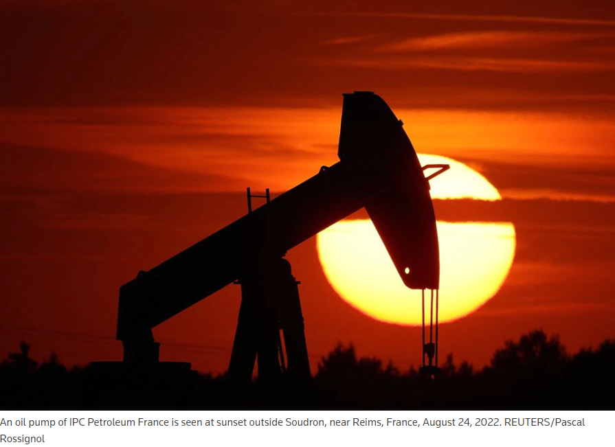 Oil inches up on weaker dollar, low U.S. diesel stocks